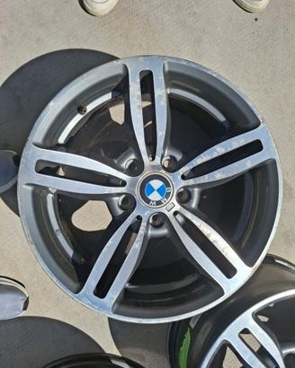 4 Cerchi 17 bmw  per auto 330 xd