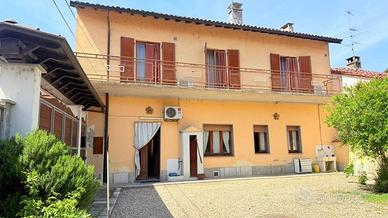 Casa indipendente di 189 m² con 5 locali e box aut
