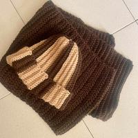 sciarpa e cappellino