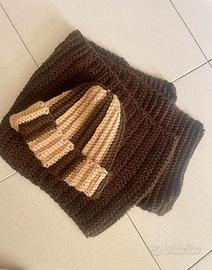 sciarpa e cappellino