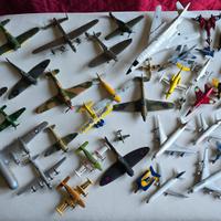 Lotto Di 44 Aerei Da Collezione, Vintage.
