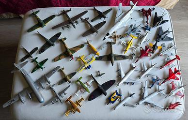 Lotto Di 44 Aerei Da Collezione, Vintage.
