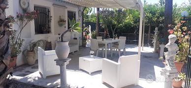 Villetta con ampio giardino