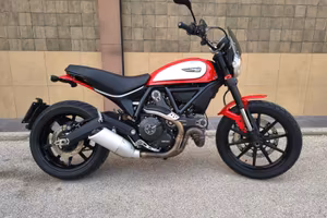 Ducati Scambler Icon Red
