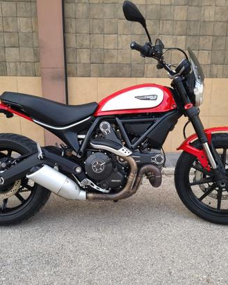 Ducati Scambler Icon Red