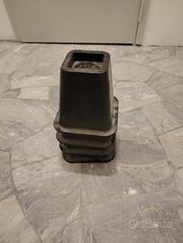 Rialzi per letto neri