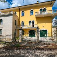 Villa signorile - Venarotta (AP)