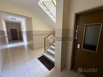 3 LOCALI A MONTESARCHIO