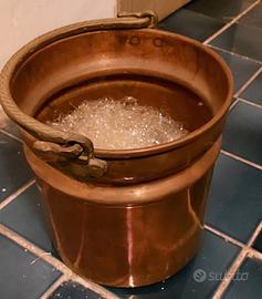 Pentola in rame nuova
