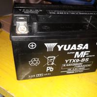 Batteria moto YUASA YTX9-BS yamaha xmax 250