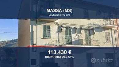 Immobile in asta di 141 m² a Massa