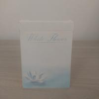 carte White Flower di Jack Nobile