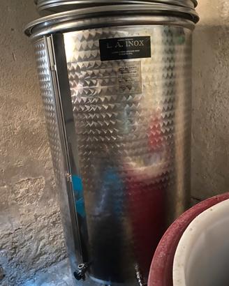 Serbatoio acciaio inox vino 600lt