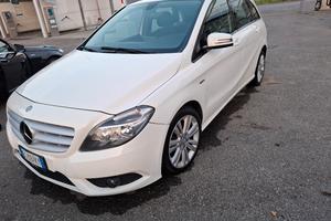Mercedes-BenZ B180 CDI w246