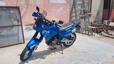 Suzuki dr650