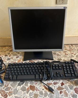 Monitor BenQ 17" FP73G + Tastiera + Cavi