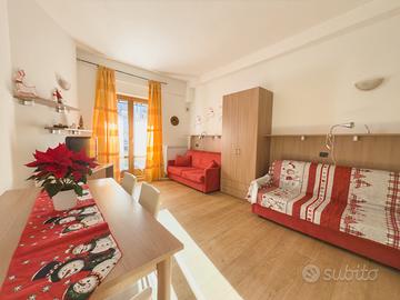 Monolocale a Pila, a 50mt dalle piste da sci