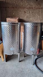 Serbatoi inox da 300 litri