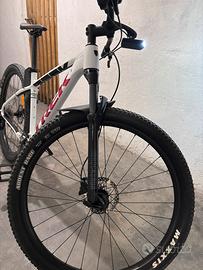 Trek X-caliber 8 2023