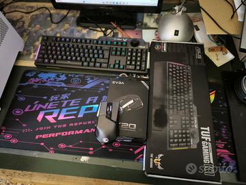 Kit Rog Tuf Tappetino XXL+tastiera+mouse gaming 