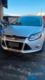 FORD FOCUS 2014 sw paraurti porte TEL.3792255666