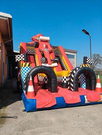 scivolo gonfiabile usato