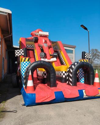 scivolo gonfiabile usato