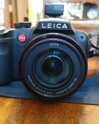 leica v lux 2