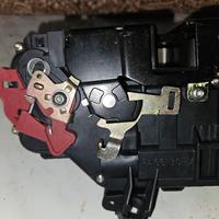 Serratura attuatore A4 o vw gruppo anteriore dx