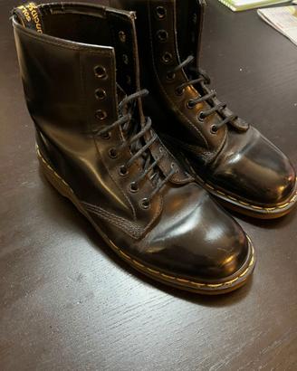  Dr. Martens