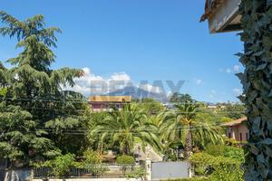 Villa o villino - Mascalucia