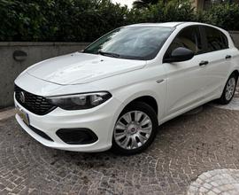 Fiat Tipo 1.3 Mjt S&S 5 porte Easy