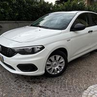 Fiat Tipo 1.3 Mjt S&S 5 porte Easy