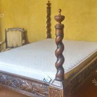 Antico letto Thai a baldacchino sec. XIX