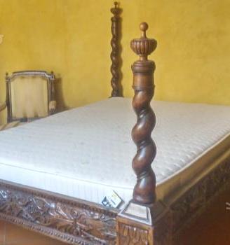 Antico letto Thai a baldacchino sec. XIX