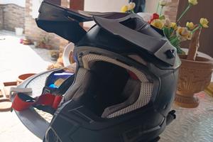 Casco Oneal Nero (2SRS V.23 Flat) + MASCHERA