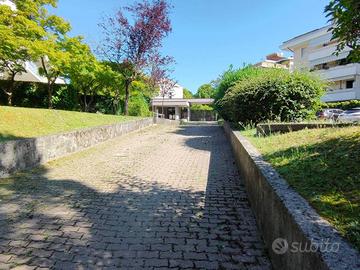 Box / Garage di 15 m² a Udine