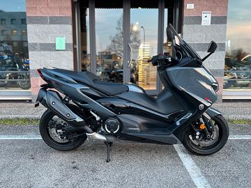 Yamaha T Max 560 TECH MAX GARANZIA FINO 2026