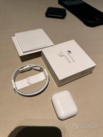 Apple airpods leggere sotto