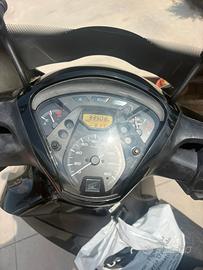 Scooter SH 150