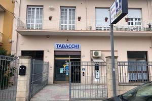 Immobile con destinazione commerciale