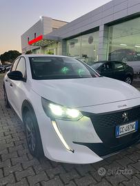 Peugeot 208 E-208 motore elettrico 136 CV 5 porte 