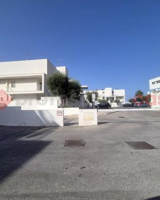Box/Posto auto Monopoli [Cod. rif 3330276VRG]