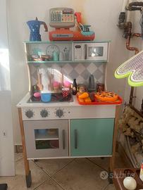 Cucina e fruttivendolo+ dondolo