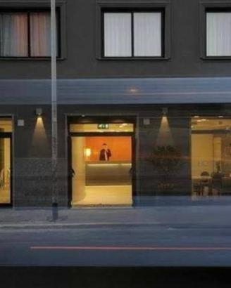 Palazzo / Stabile di 1500 m² a Roma