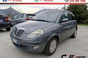 LANCIA Ypsilon 1.2i 60CV - NEOPATENTATI