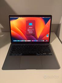 MacBook Air 2020 Intel I7 16GB RAM SSD 256 GB