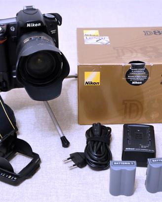 Nikon D80 + Nikkor 16-85 3.5-5.6 ED VR + B.G.