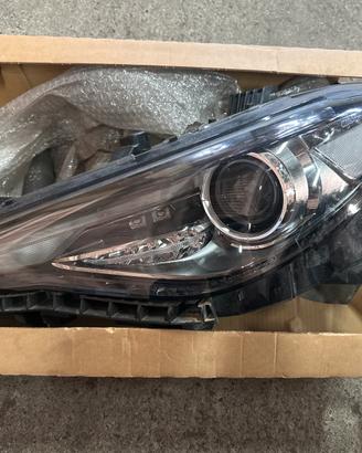 Faro Sx Alfa Romeo Giulia Xenon