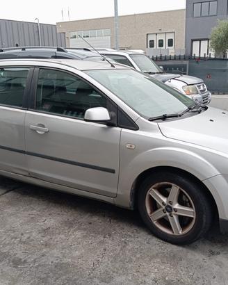 FORD FOCUS anno 2005 modello SW 5 porte cilindrata